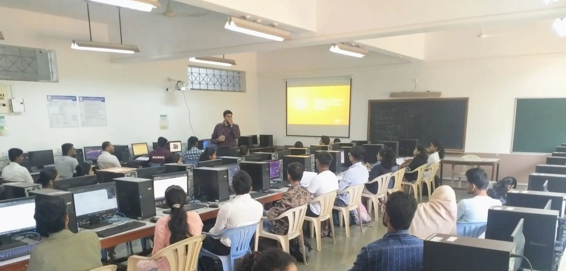 AWS Workshop: Build Highly Available Web Applications on AWS at FAMT, Ratnagiri: photo 4 of 6
