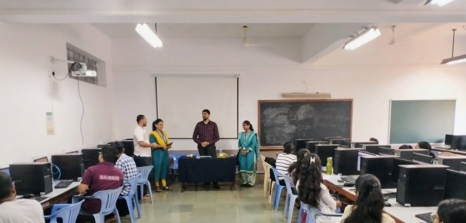 AWS Workshop: Build Highly Available Web Applications on AWS at FAMT, Ratnagiri: photo 6 of 6